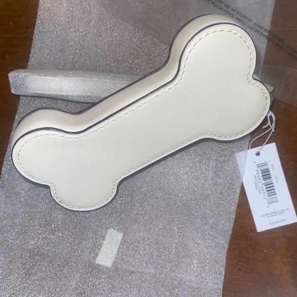 Coach Bone Coin Case - Picture 3 of 6